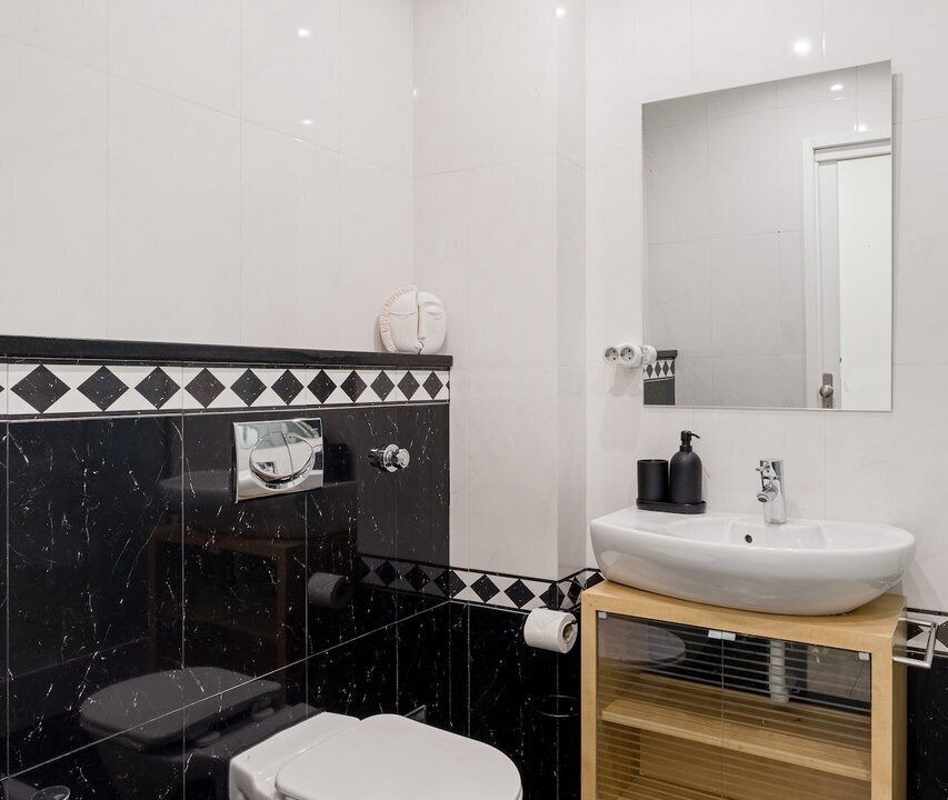 Photo of Bathroom in Paco De Arcos