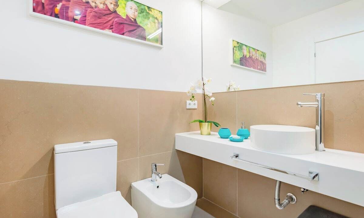 Photo of Bathroom in Paco De Arcos