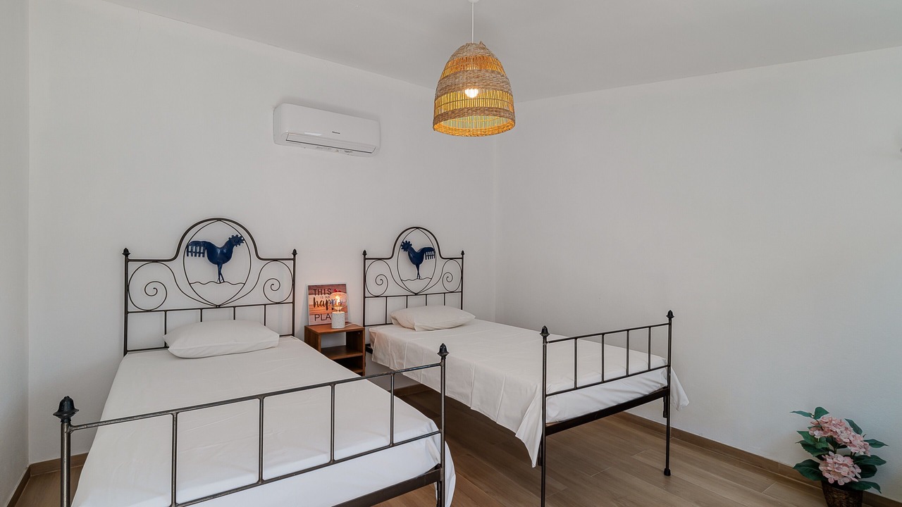 Photo of Bedroom in Vila Nogueira de Azeitao