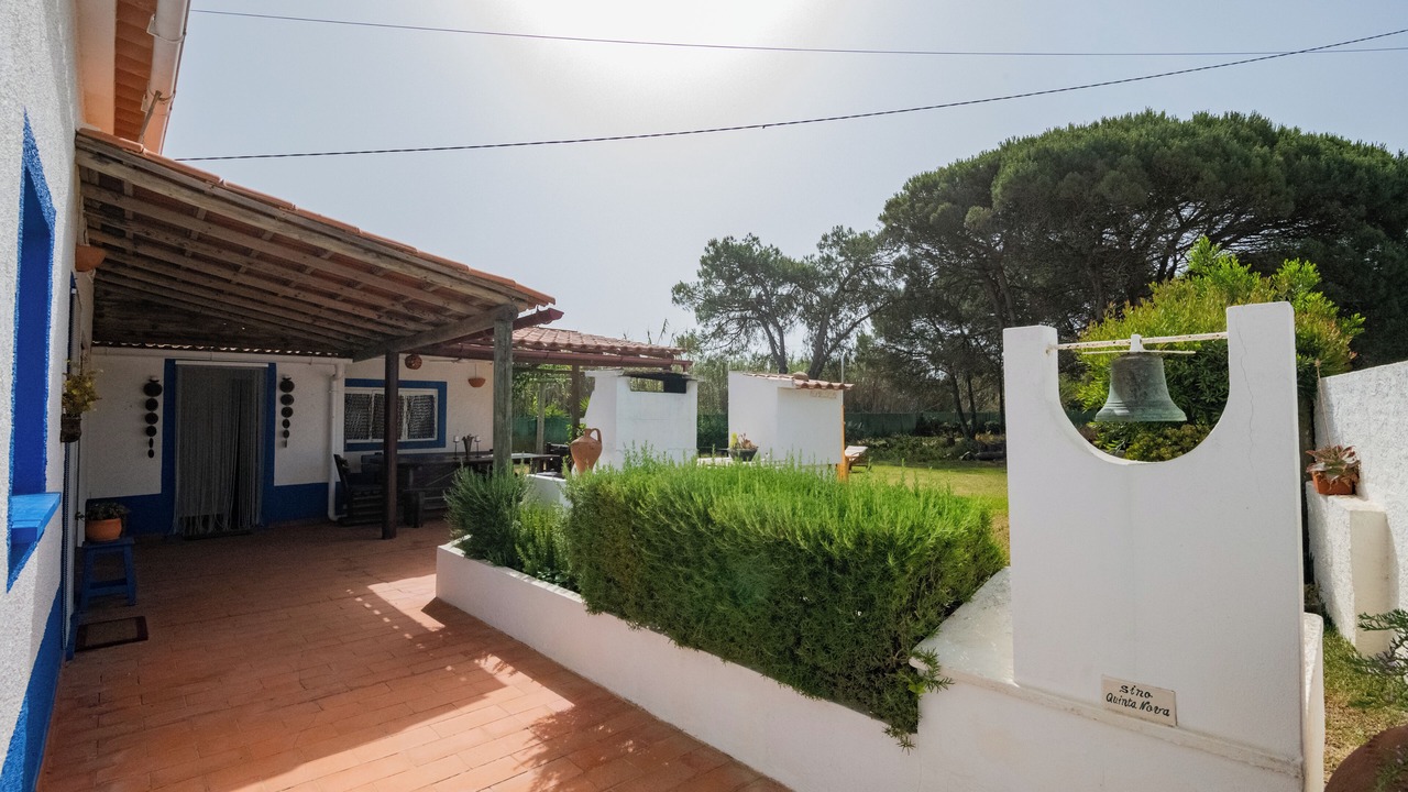 Photo of Patio Balcony in Vila Nova de Milfontes