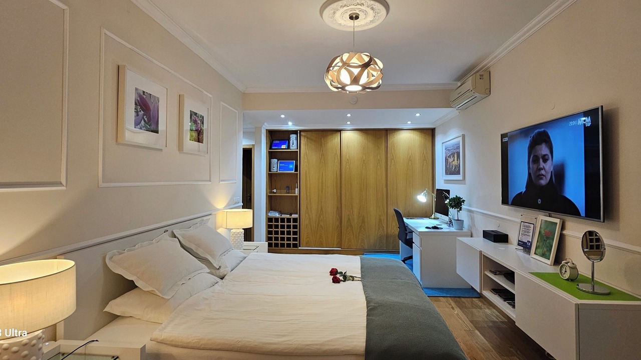 Photo of Bedroom in Linda-a-Velha