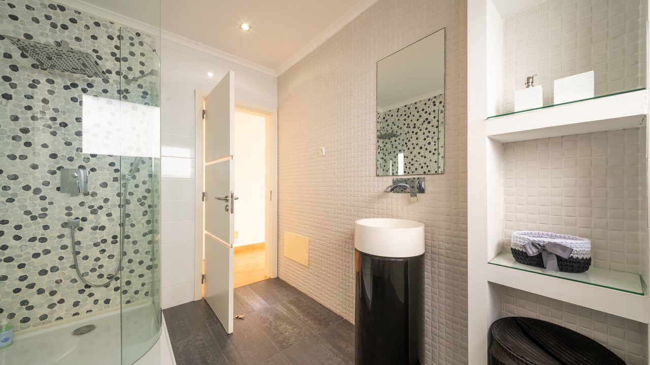Photo of Bathroom in Charneca de Caparica e Sobreda