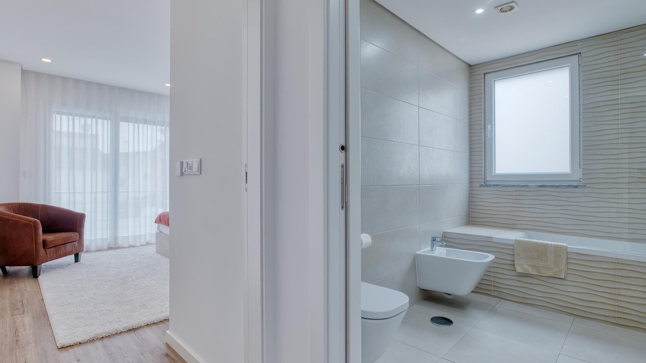 Photo of Bathroom in Corroios