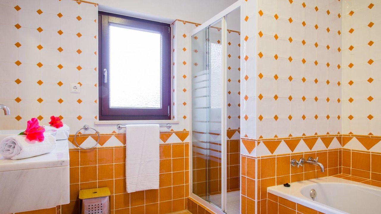 Photo of Bathroom in Vale de Centianes