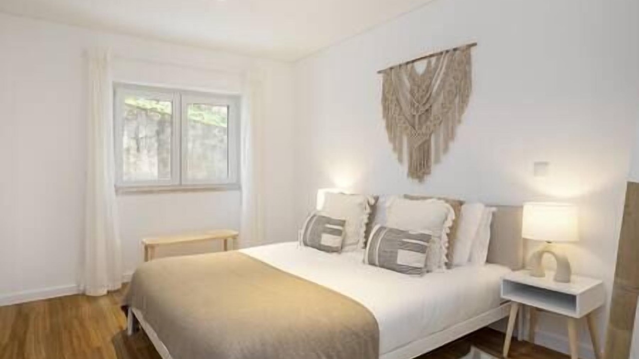 Photo of Bedroom in Estoril