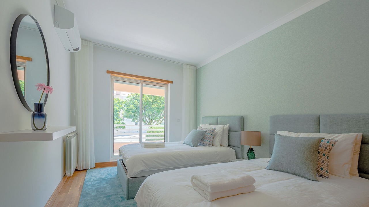 Photo of Bedroom in Cascais