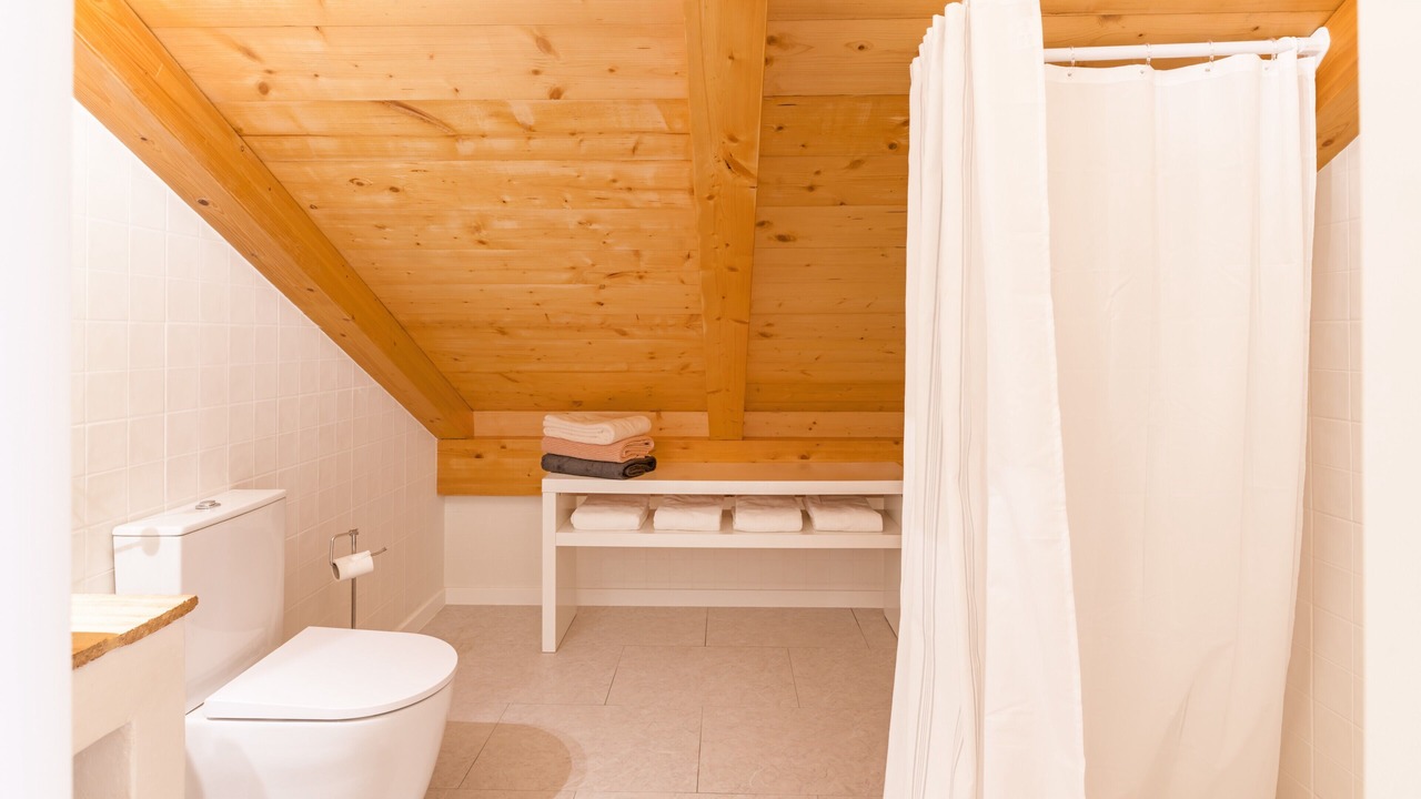 Photo of Bathroom in Melides