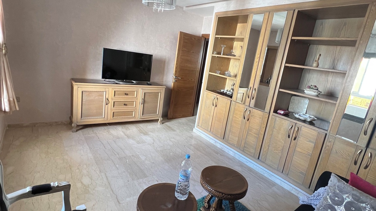 Photo of Livingroom in SOUR JDID