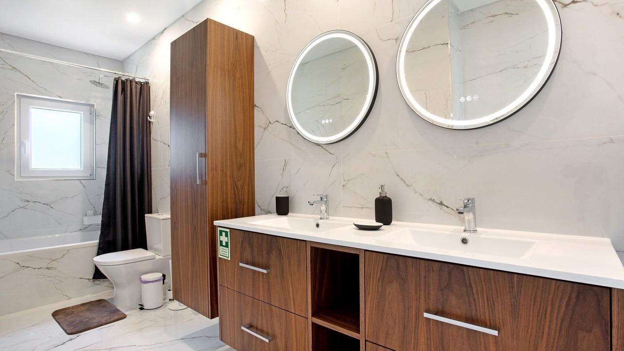 Photo of Bathroom in Atalaia