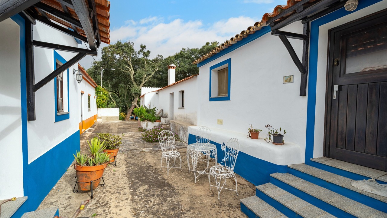 Photo of Patio Balcony in Marmelete