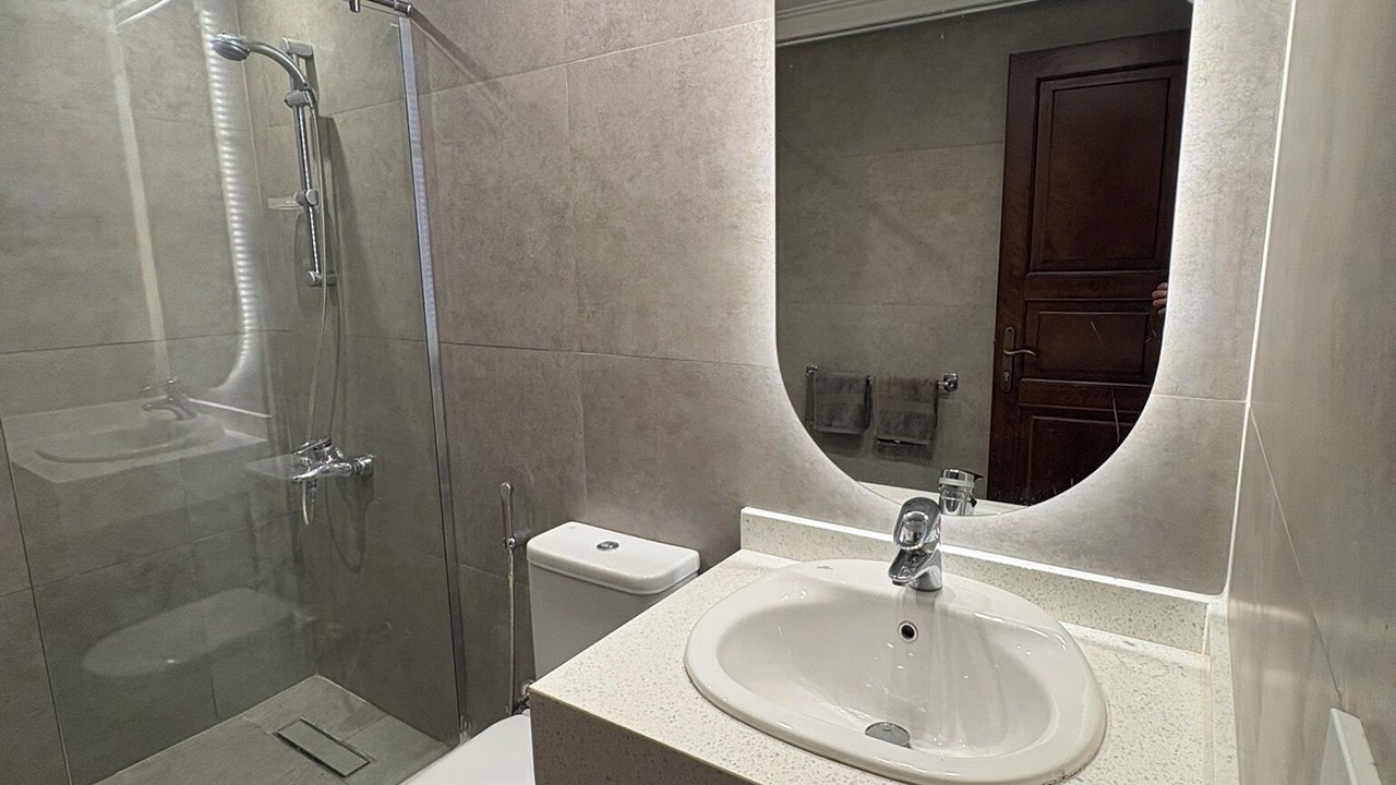 Photo of Bathroom in Al Alamayn