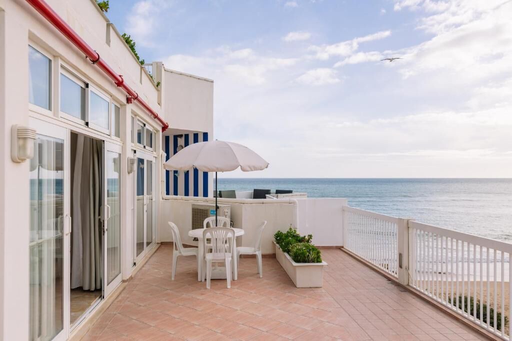 Photo of Patio Balcony in Oura