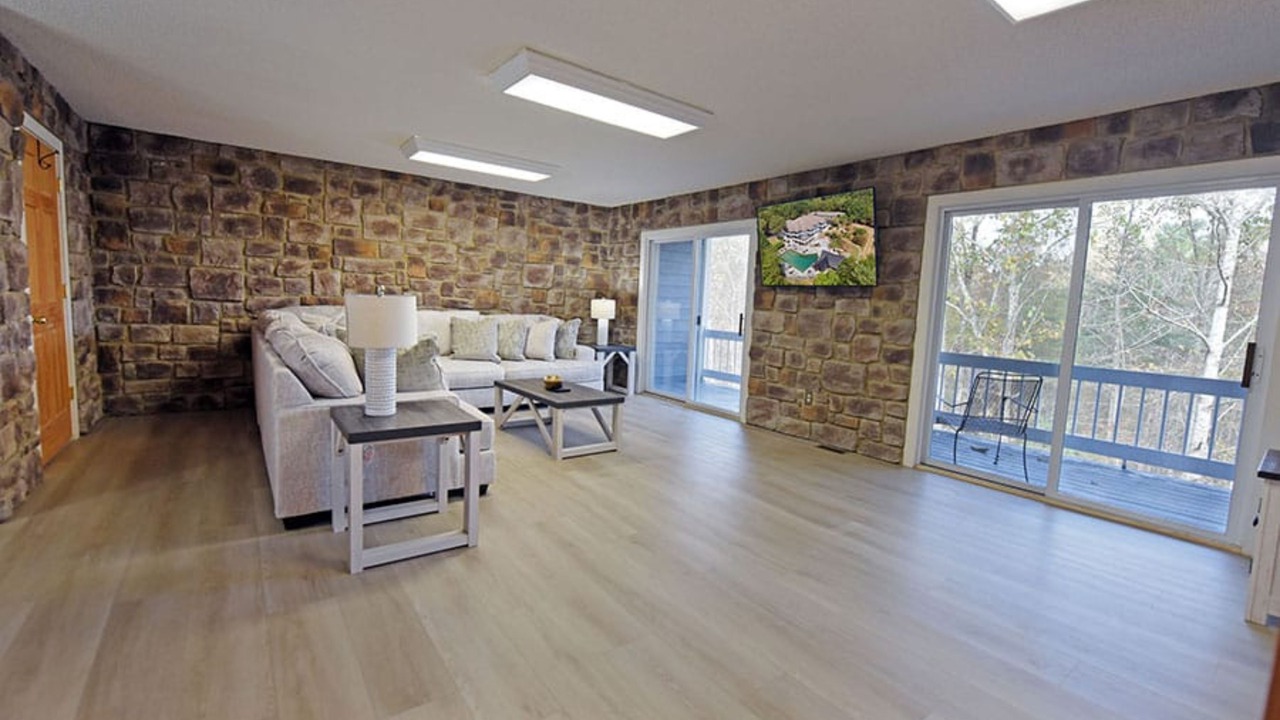 Photo of Livingroom in Ellijay