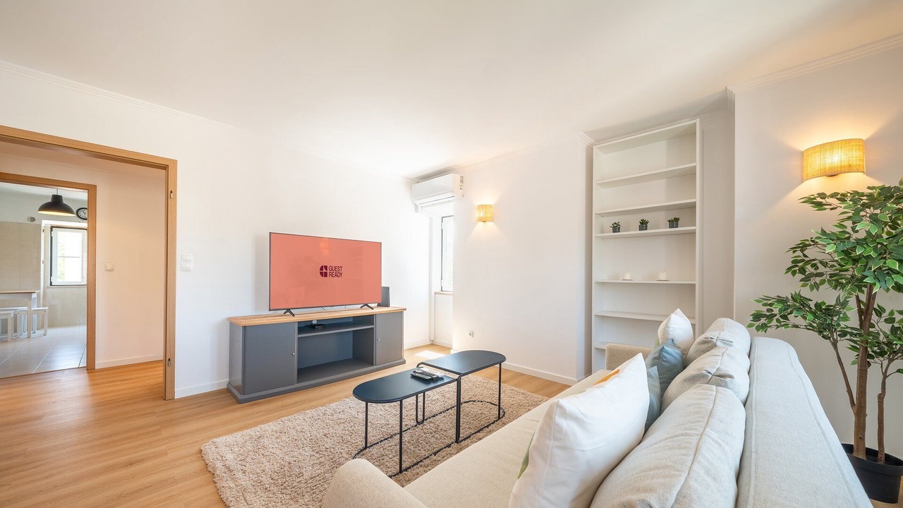 Photo of Livingroom in Linda-a-Velha