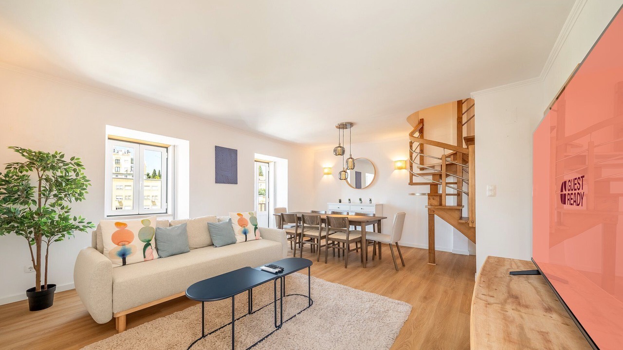 Photo of Livingroom in Linda-a-Velha