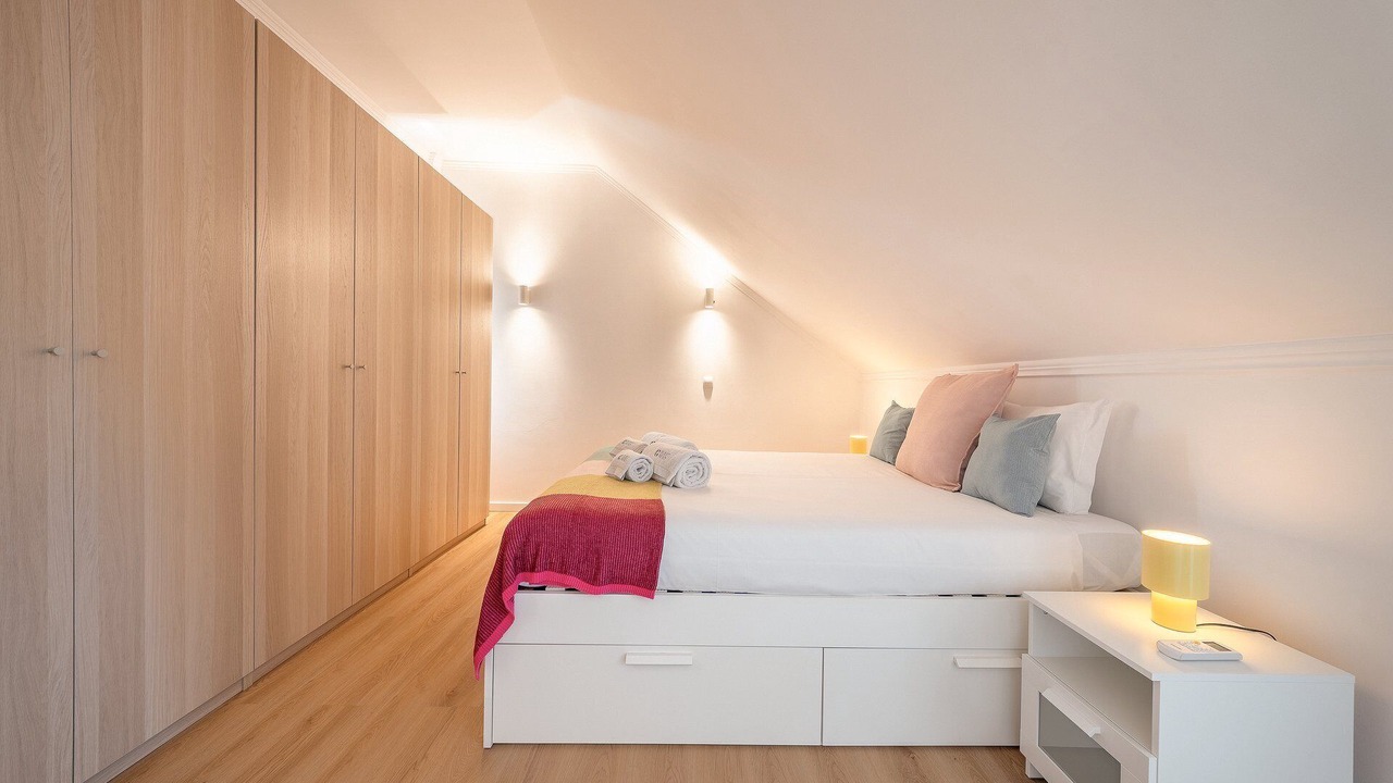 Photo of Bedroom in Linda-a-Velha