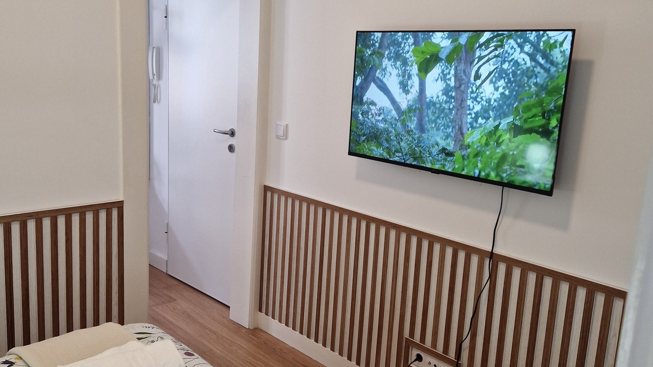 Photo of Bedroom in Linda-a-Velha