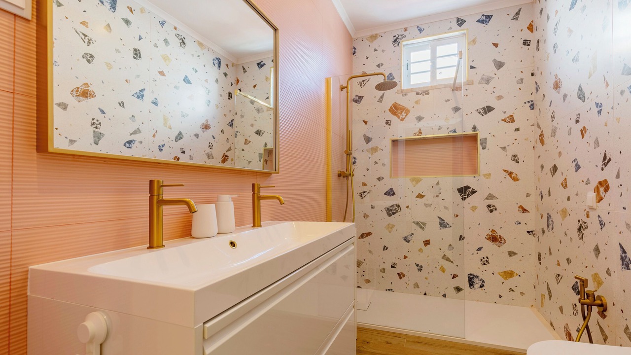 Photo of Bathroom in Castelo