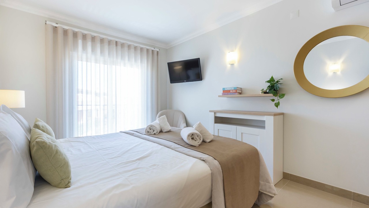 Photo of Bedroom in Atalaia
