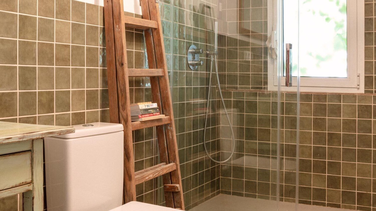 Photo of Bathroom in Saifores