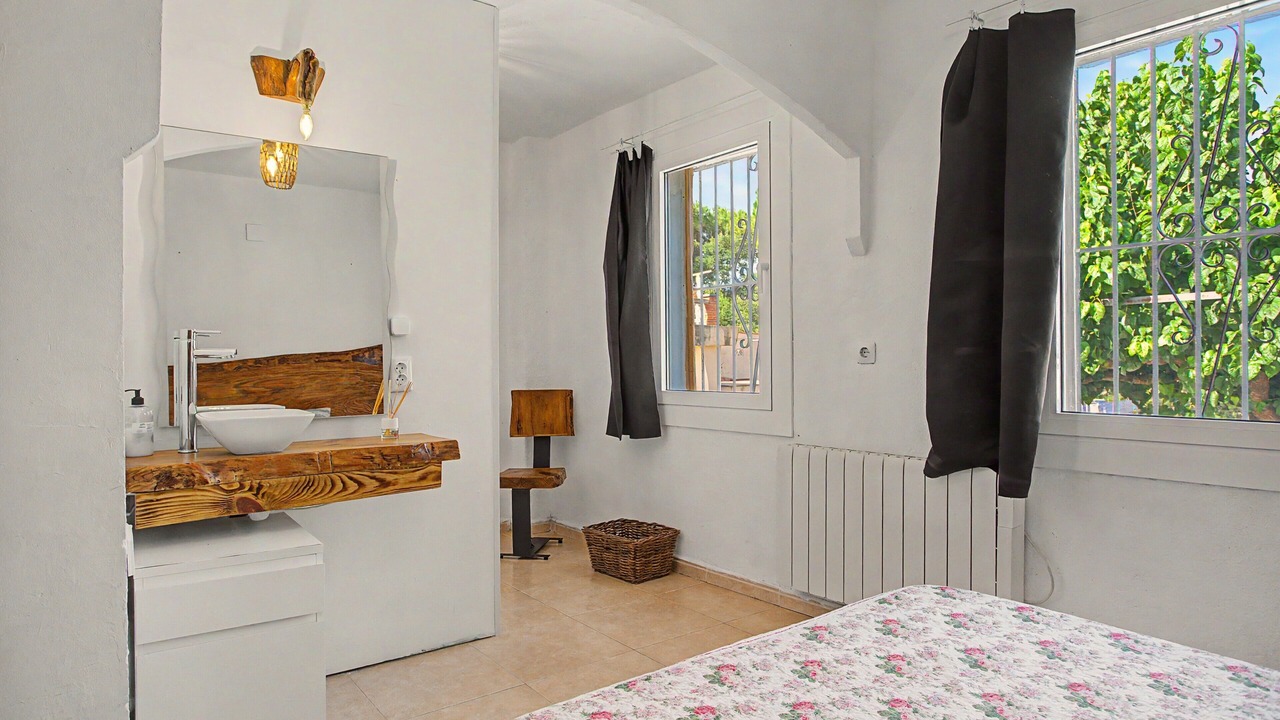 Photo of Bedroom in Mont Barbat