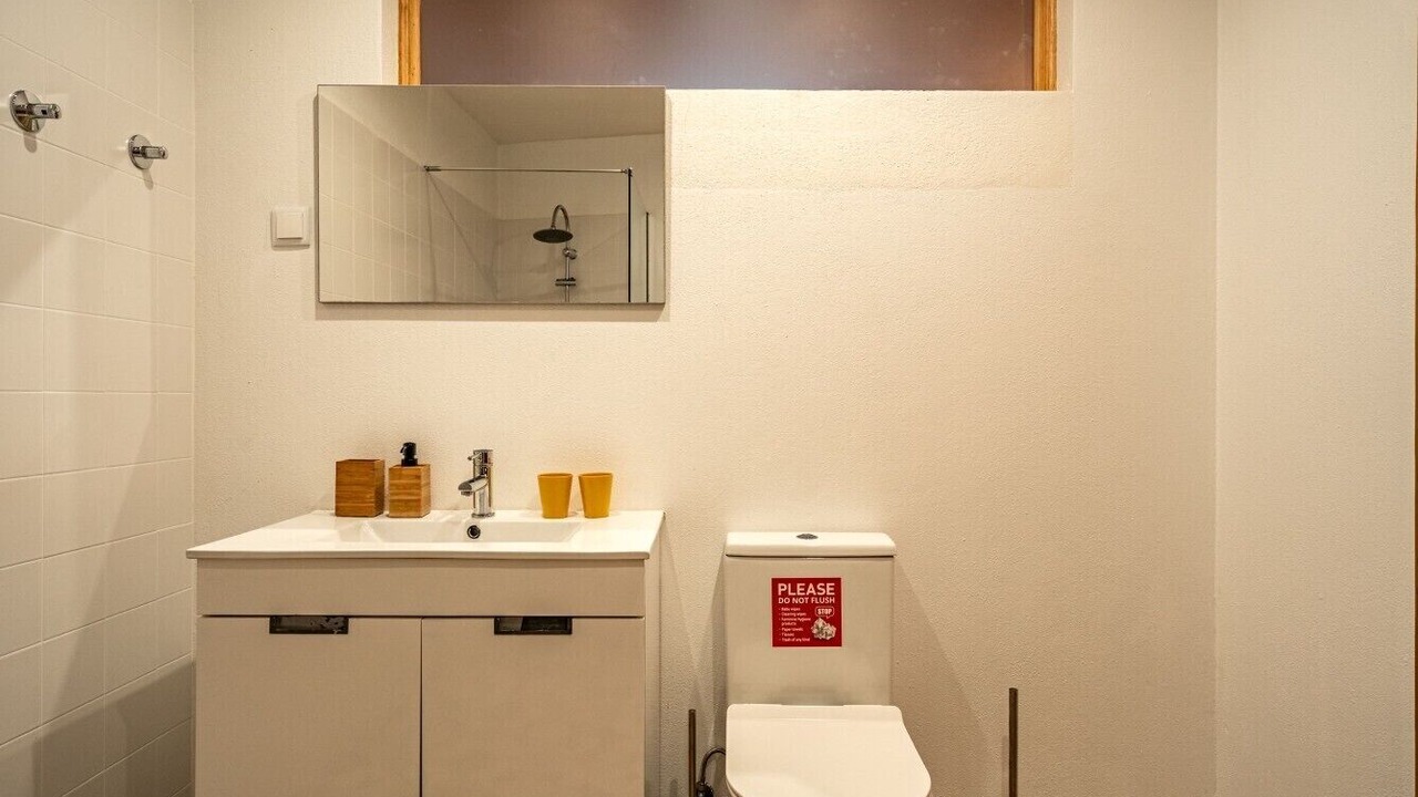 Photo of Bathroom in Caparica