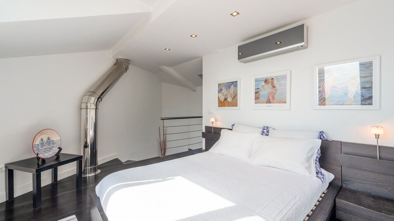 Photo of Bedroom in Portinho da Arrabida
