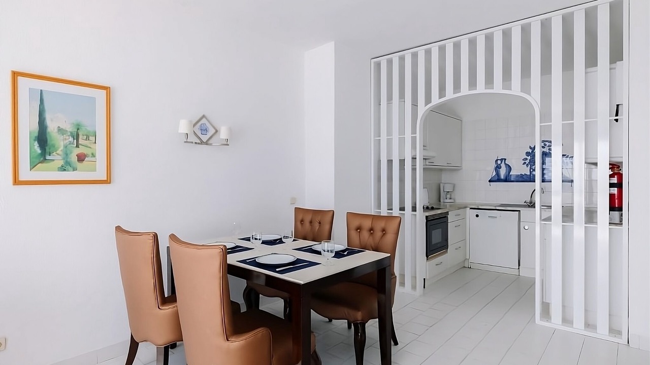 Photo of Bedroom in Oura