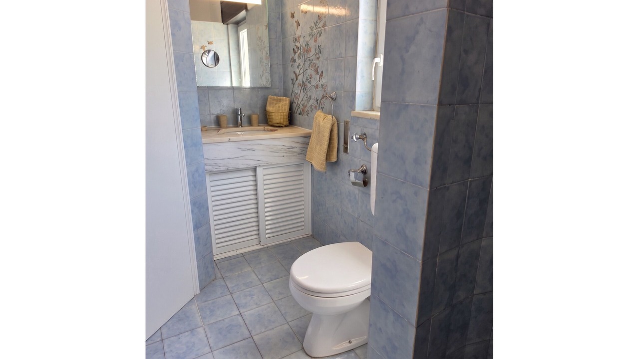 Photo of Bathroom in Salema