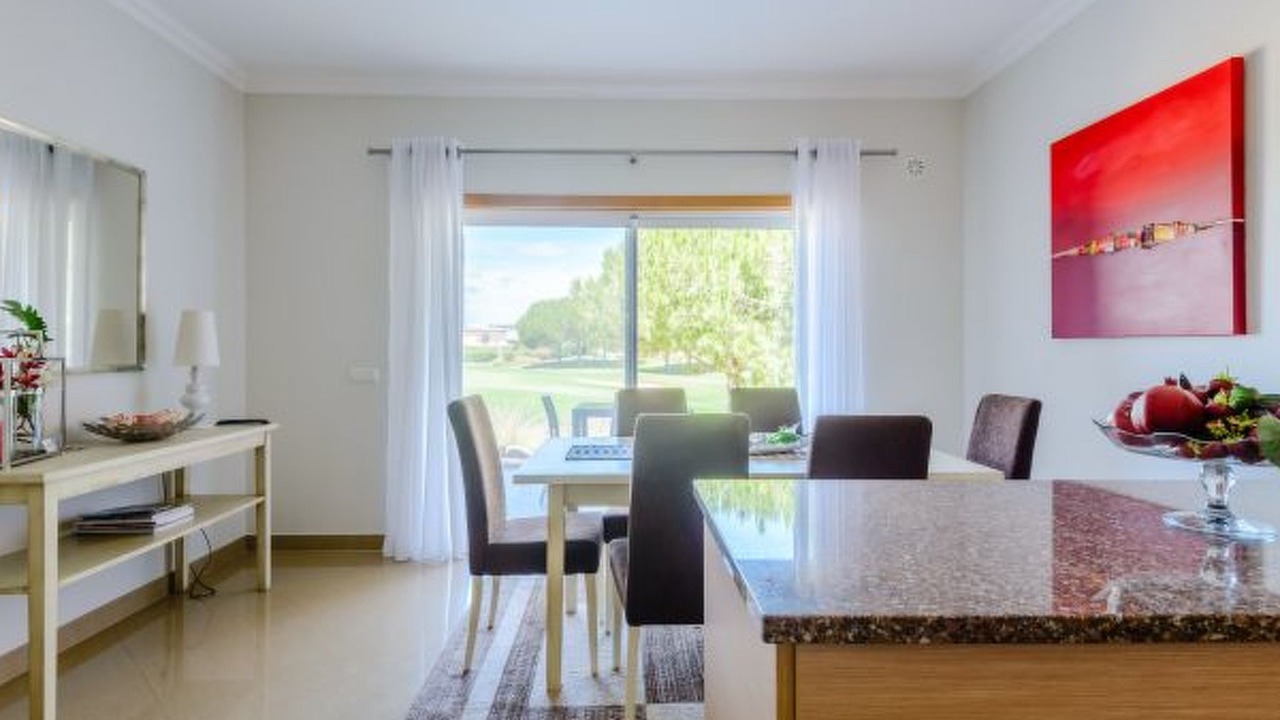 Photo of Bedroom in Atalaia