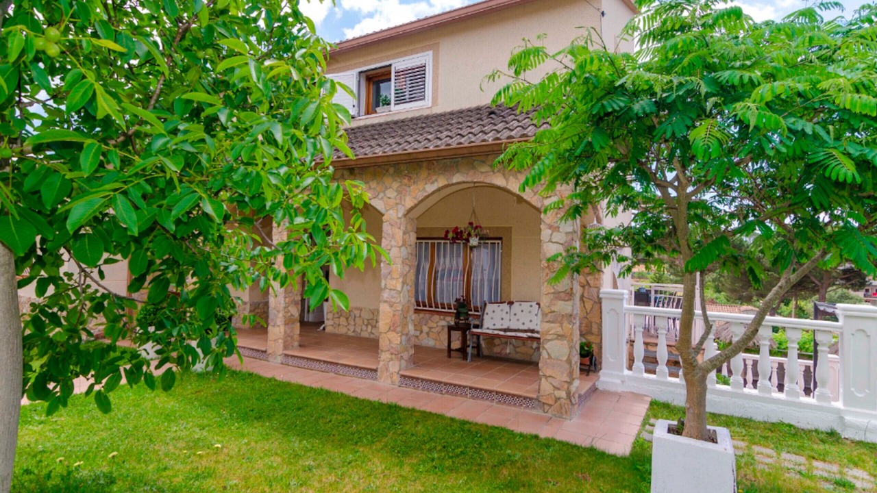 Photo of Patio Balcony in Sils