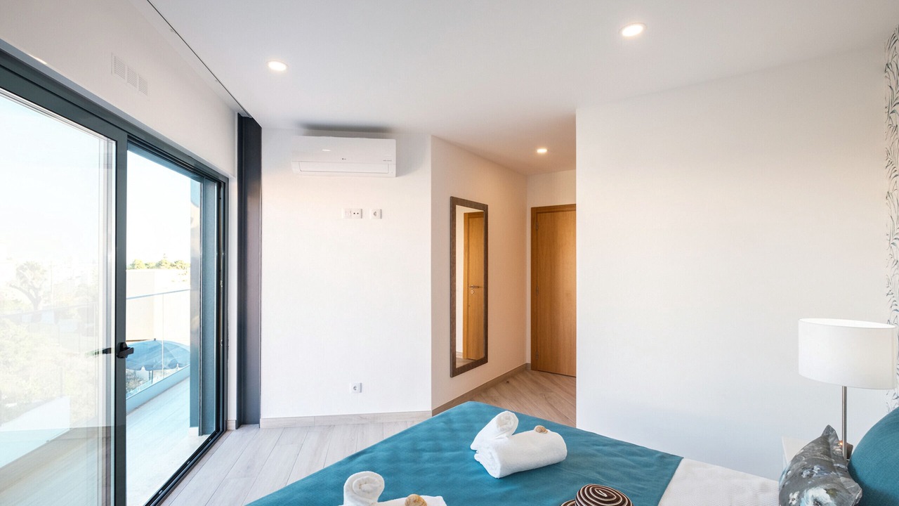 Photo of Bedroom in Armacao de Pera