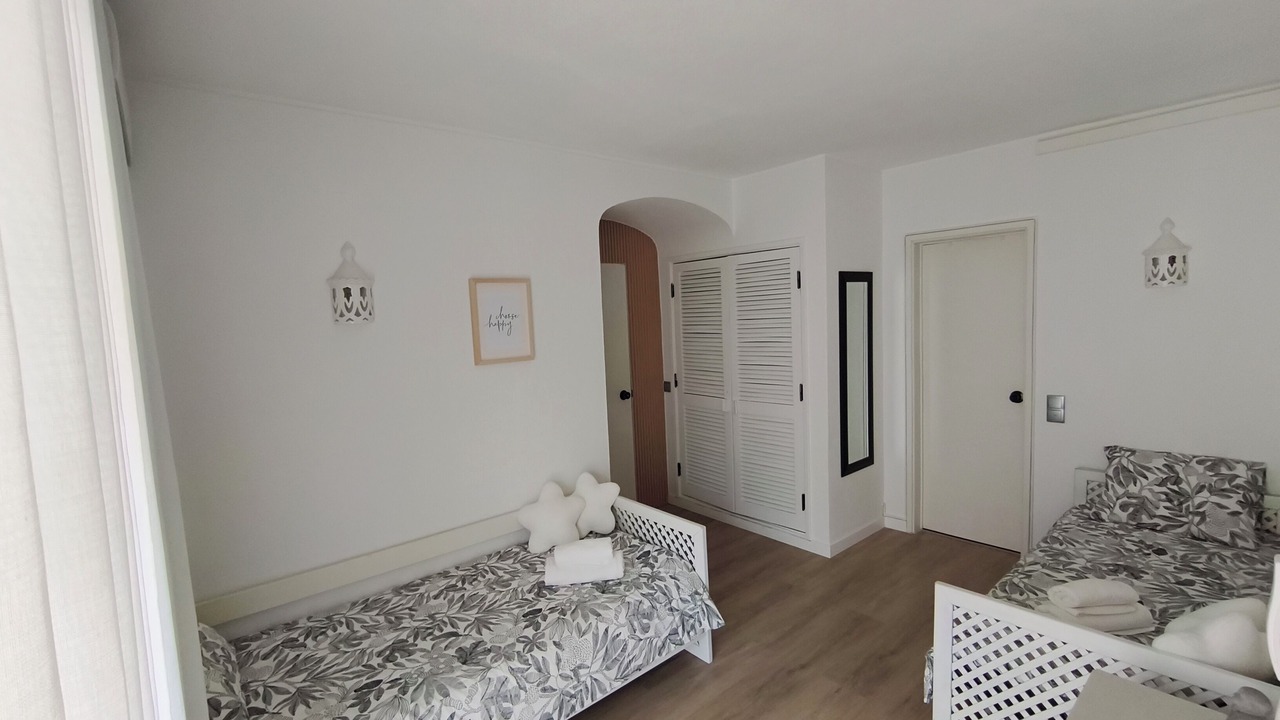 Photo of Bedroom in Correeira