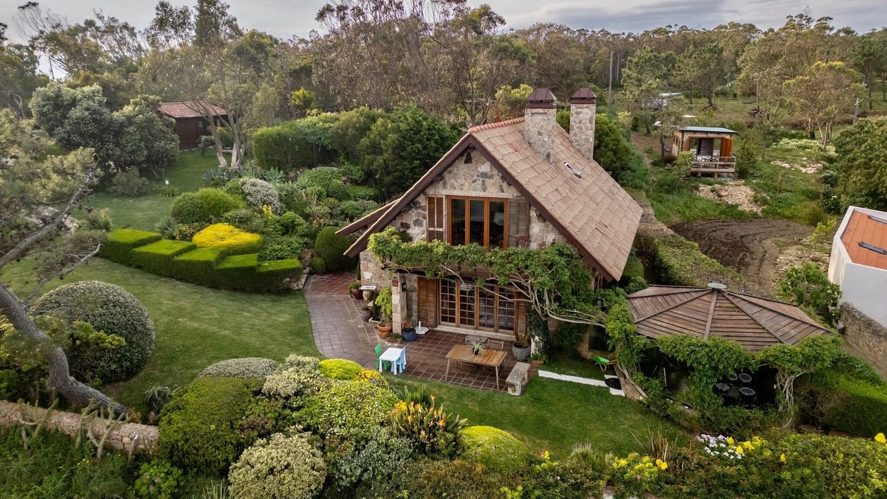 Photo of Outdoor in Monserrate