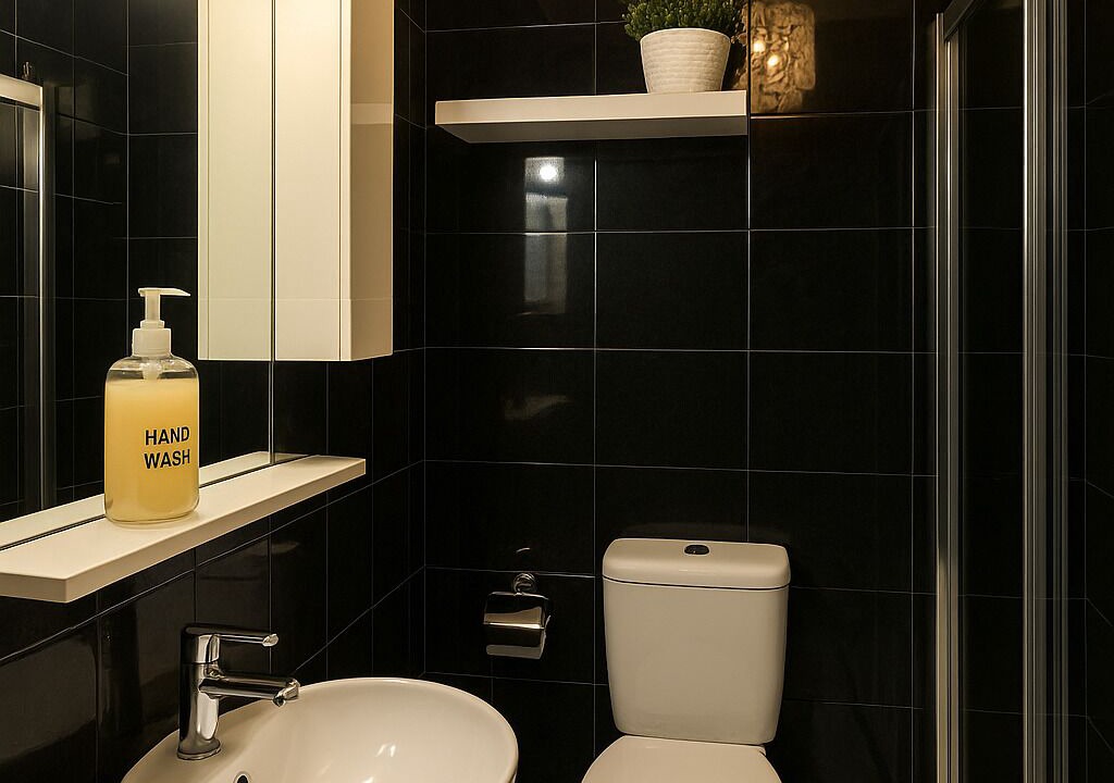 Photo of Bathroom in Alfornelos