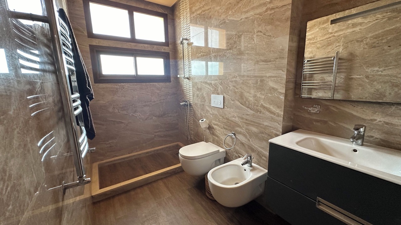 Photo of Bathroom in Tamariss