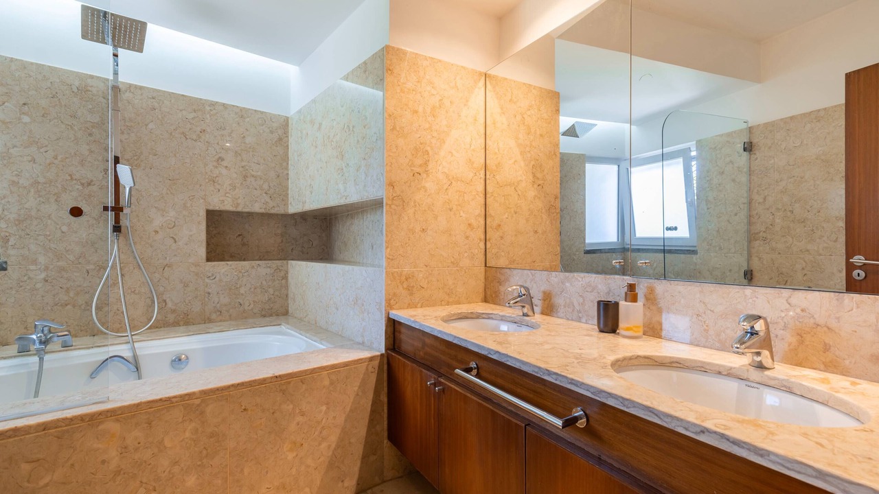 Photo of Bathroom in Parede