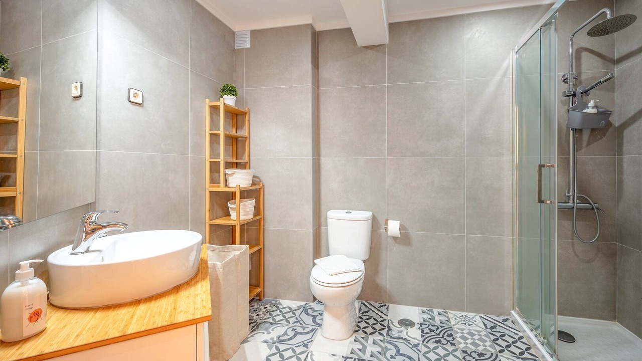 Photo of Bathroom in Costa de Caparica