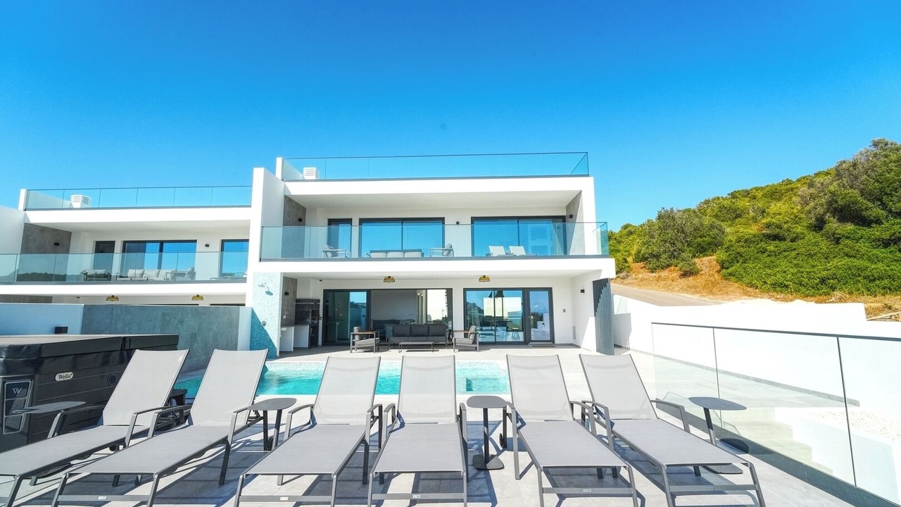 Photo of Patio Balcony in Salema