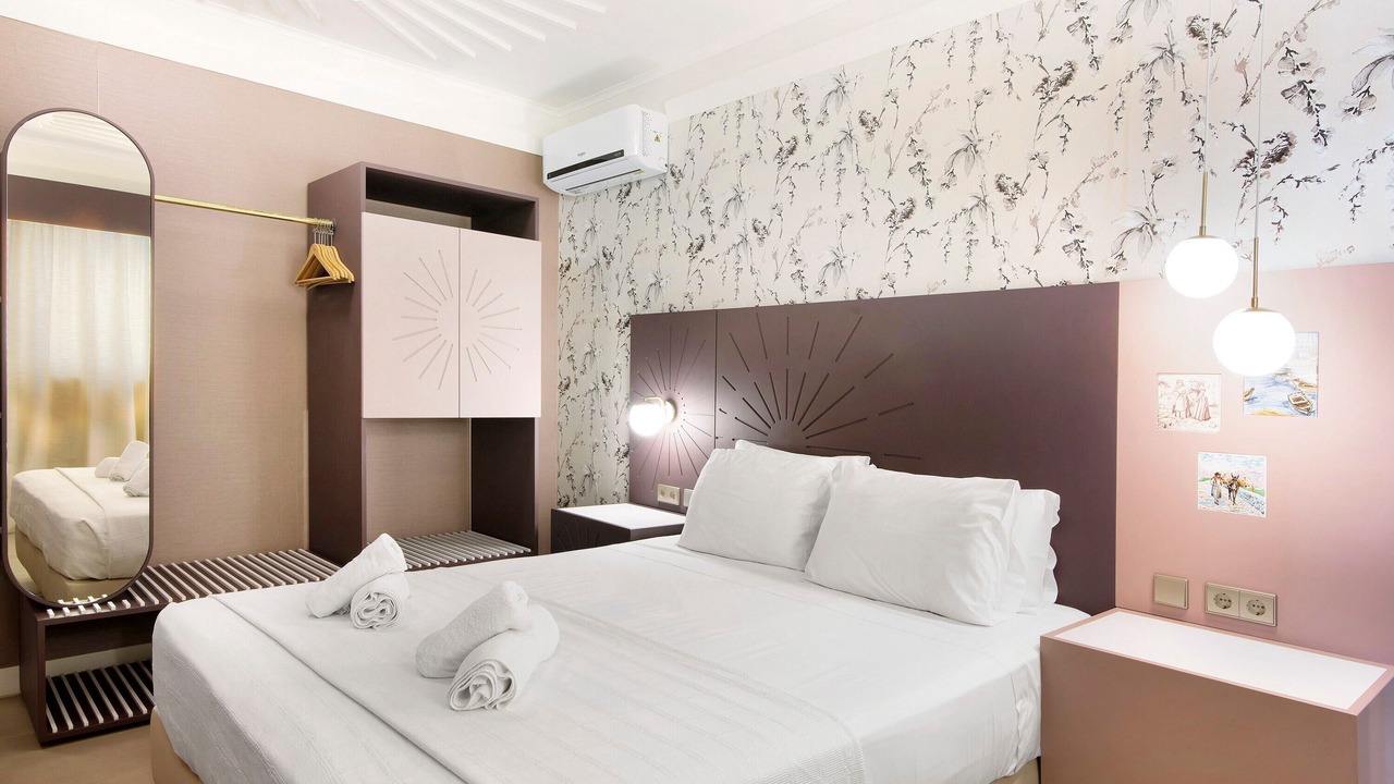 Photo of Bedroom in Faro City Centre
