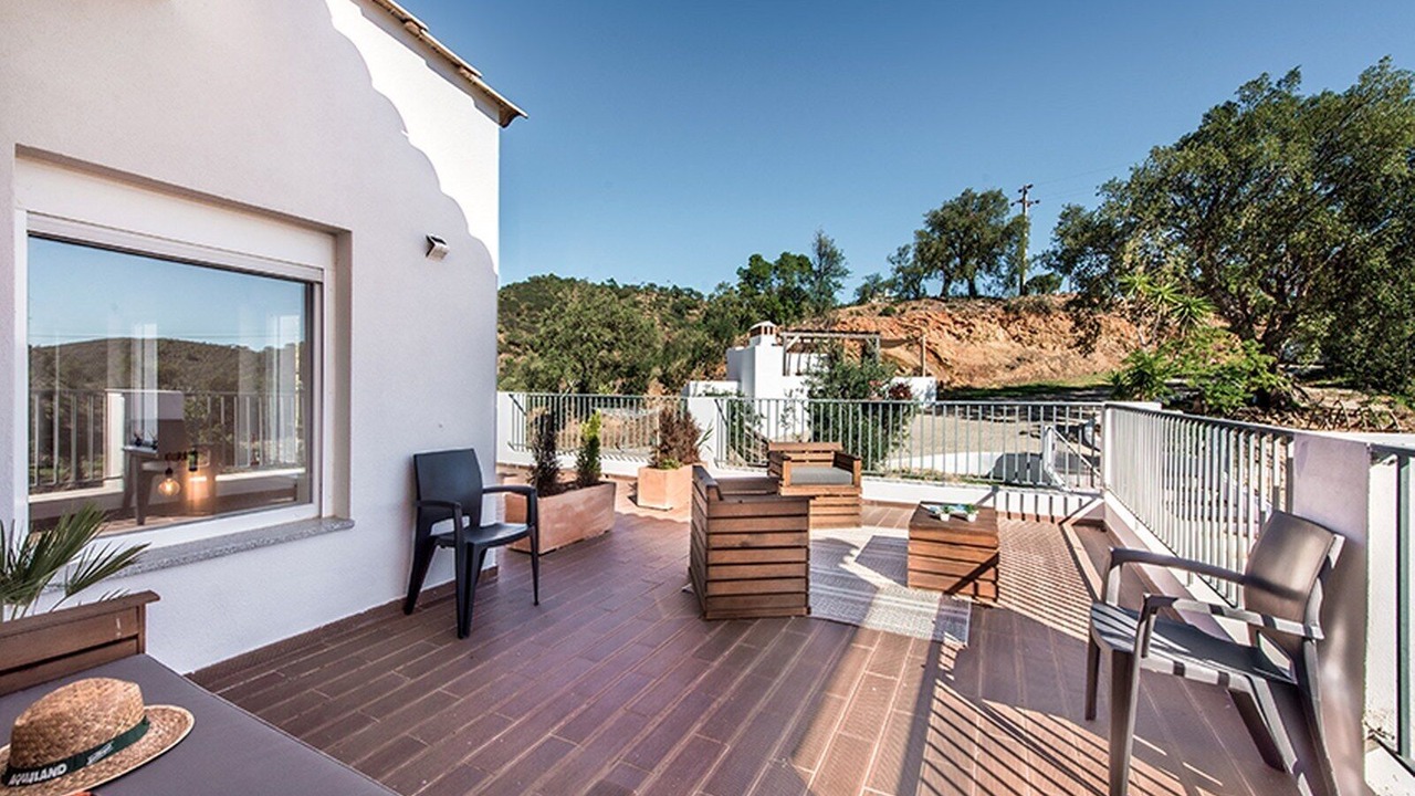 Photo of Patio Balcony in Fonte do Bispo