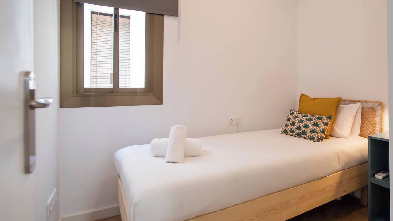 Photo of Bedroom in El Poble-sec