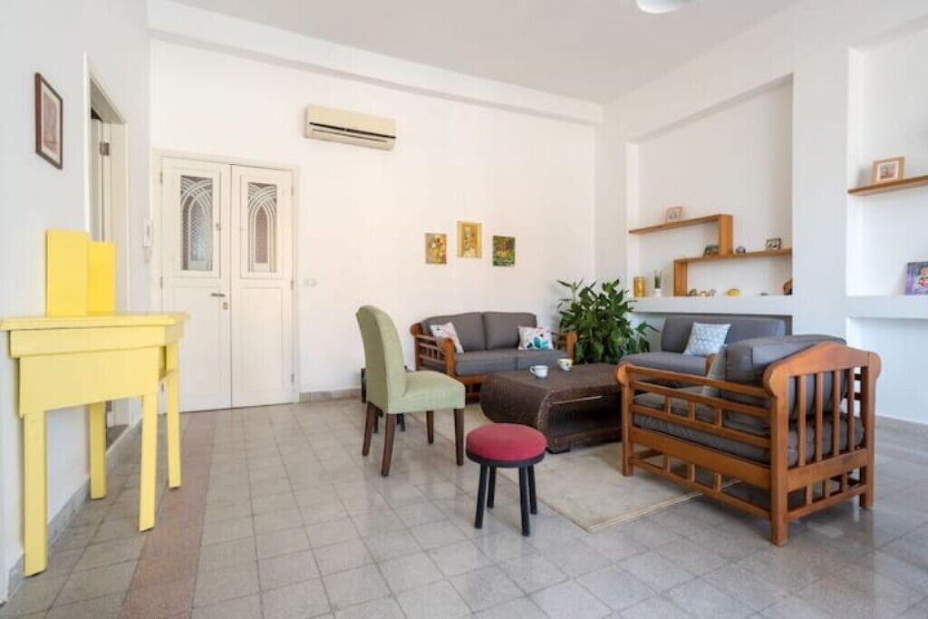 Photo of Livingroom in Beirut