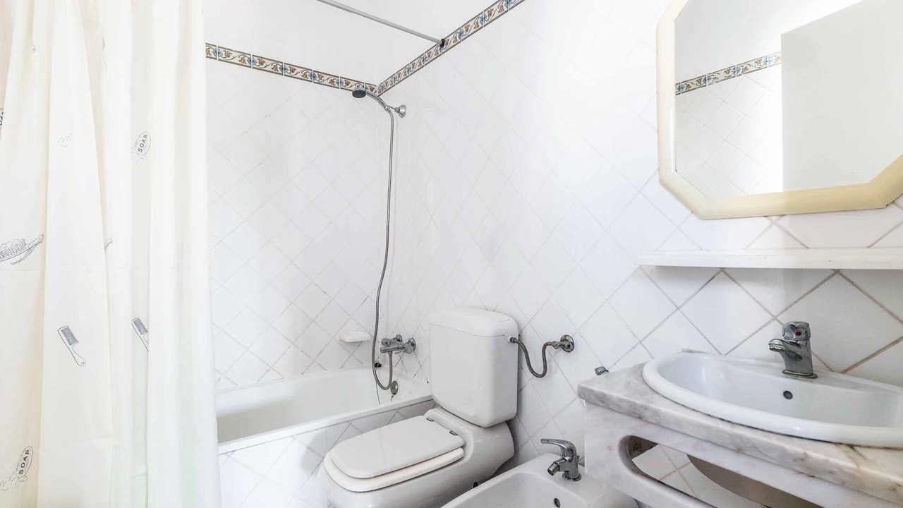 Photo of Bathroom in Castelo