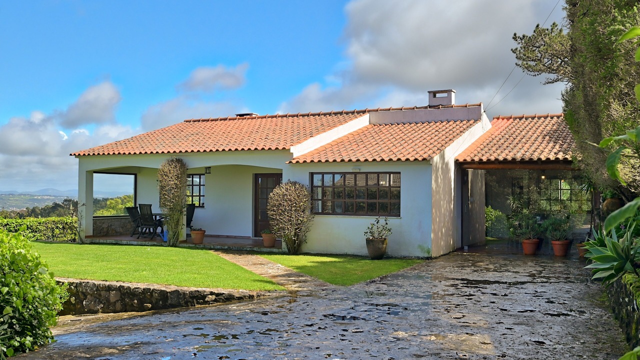 Photo of Outdoor in Monserrate