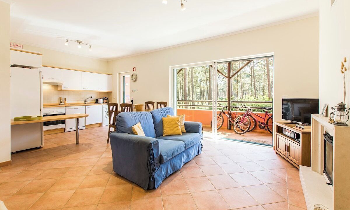 Photo of Bedroom in Charneca de Caparica e Sobreda