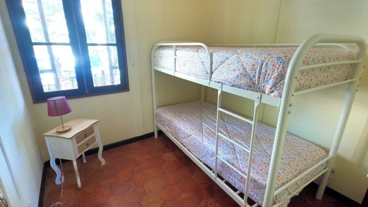 Photo of Bedroom in Almada