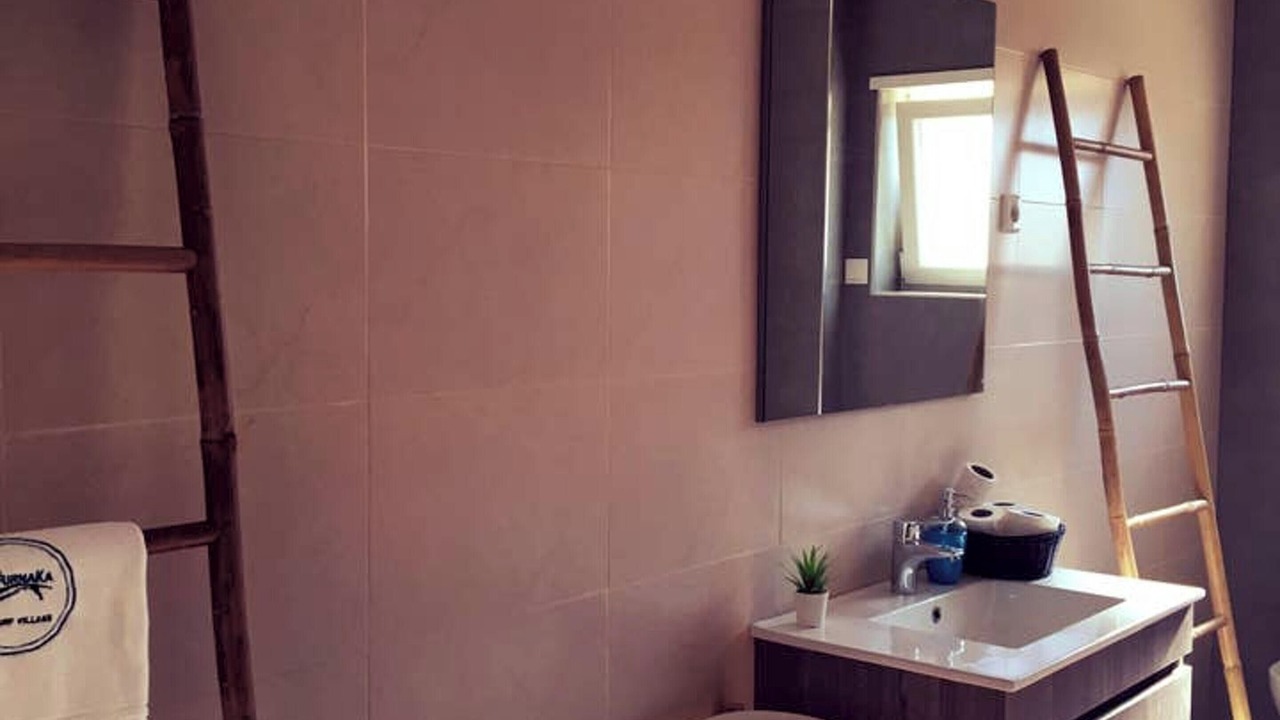 Photo of Bathroom in Atalaia
