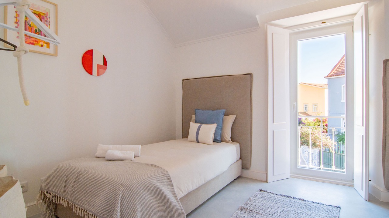 Photo of Bedroom in Estoril
