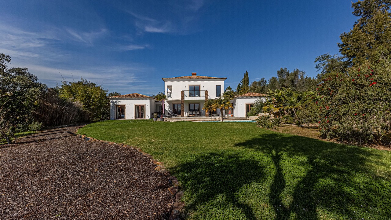 Photo of Outdoor in Marmelete